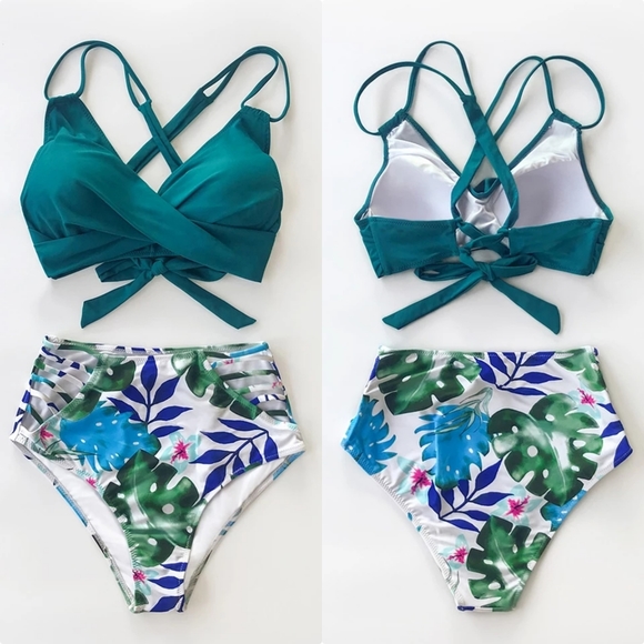 5⭐💕 Tropical Palms Twist Front Bikini - Picture 3 of 6